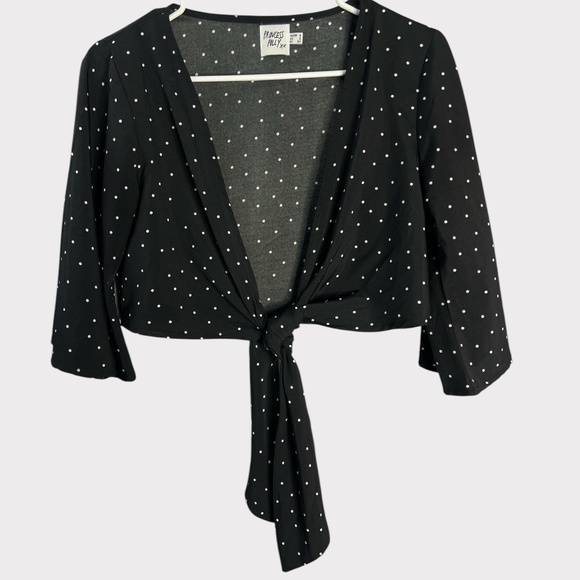 Princess Polly Crop Top Tie Front‎ Black White Polka Dot V Neck Size 2 XS Y2K - Picture 2 of 8